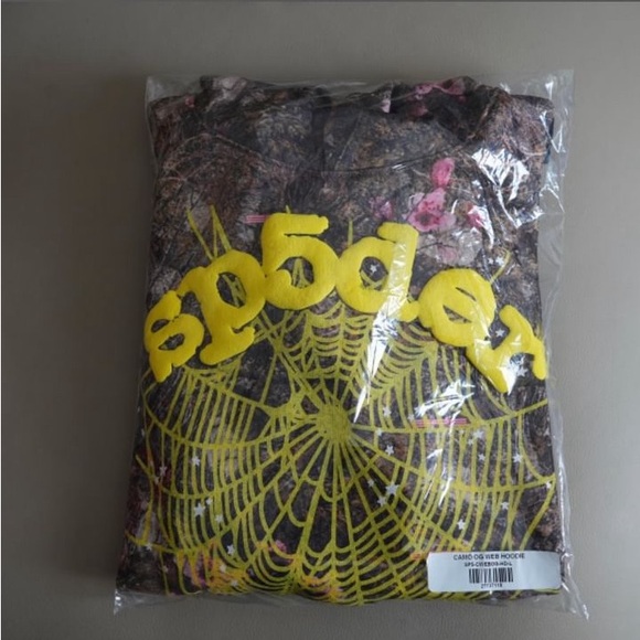 Camo - Picture 6 of 6